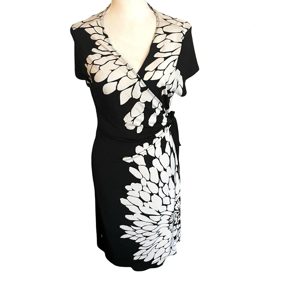 Scarlett floral Wrap Dress black white short sleeve sz 14 spandex V neck stretch - Picture 2 of 13